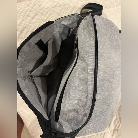 Sherpani Milli - RFID travel crossbody bag - Picture 3 of 10